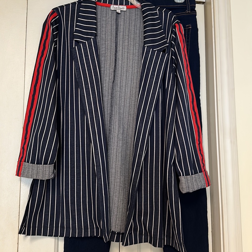 Crave Fame By Almost Famous open front plaid jacket size medium.